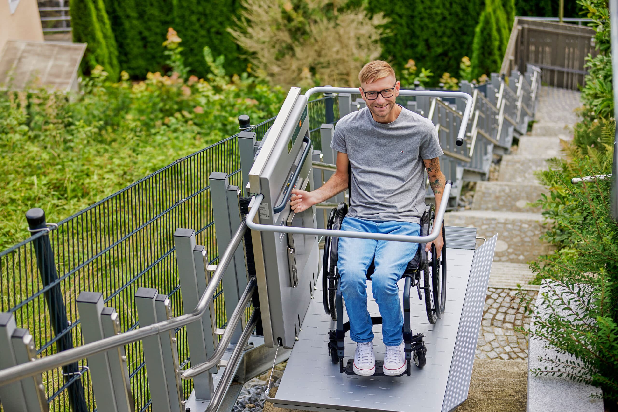 Wheelchair Lifts - Level Lifts