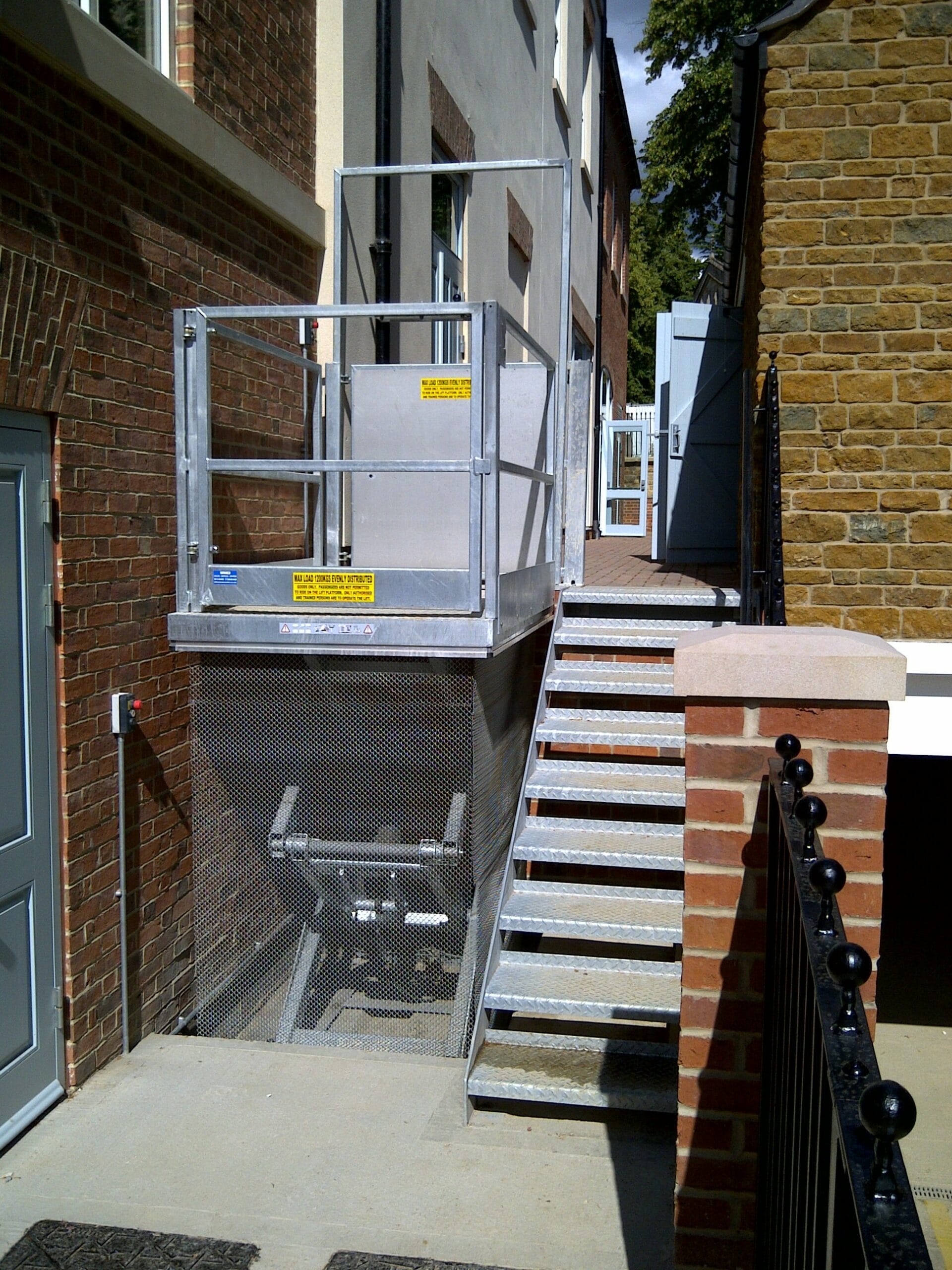 Lightwell Lift